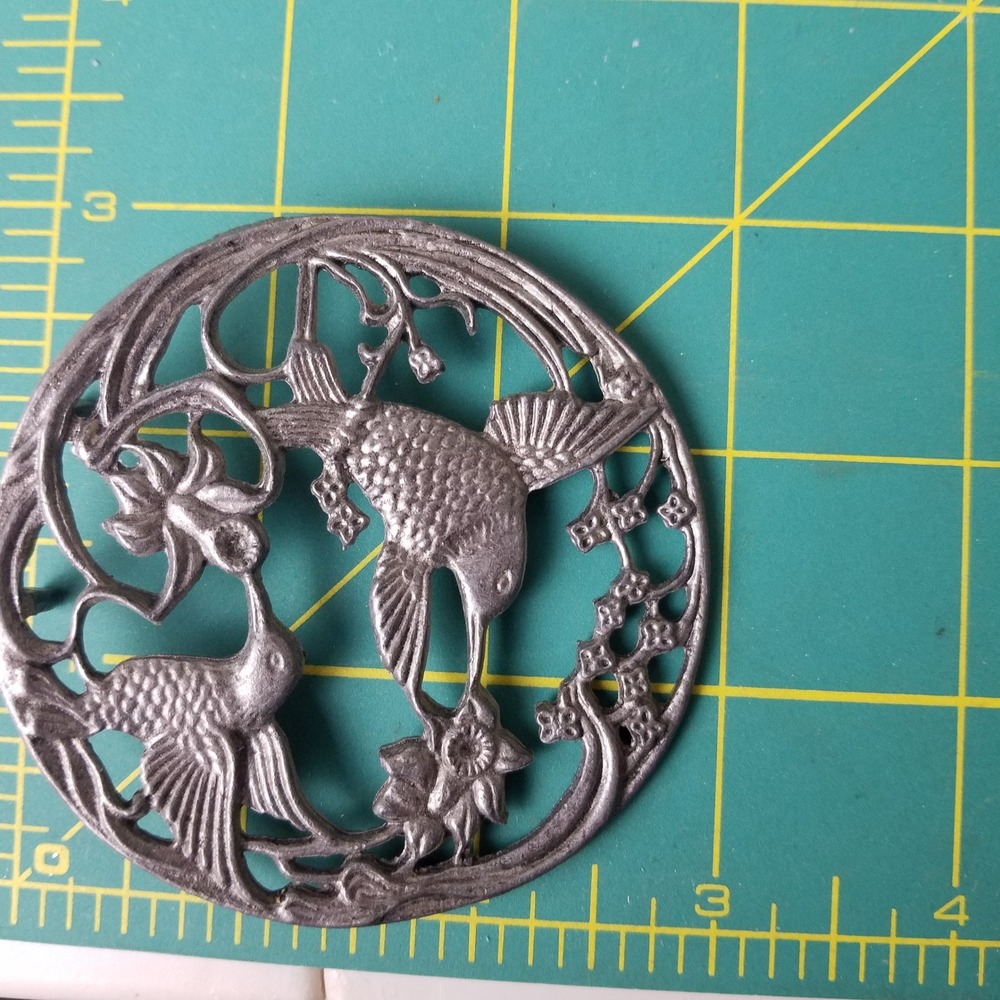 pewter potpourri lid vintage Hummingbird Floral trivet wall decor - Picture 5 of 5